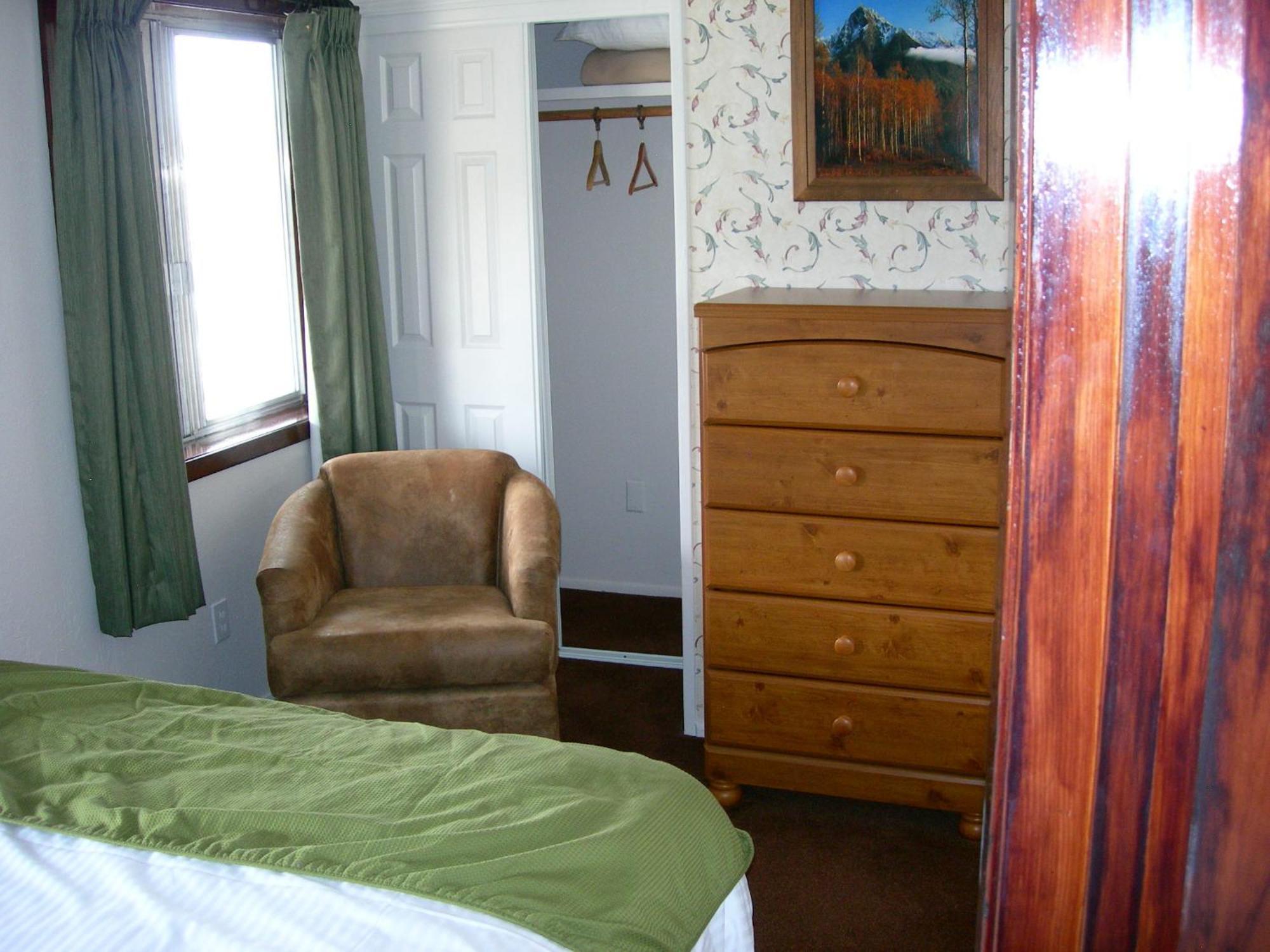 Walker River Lodge ブリッジポート 部屋 写真